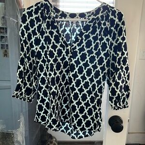 Crown and ivy 1/4 sleeve